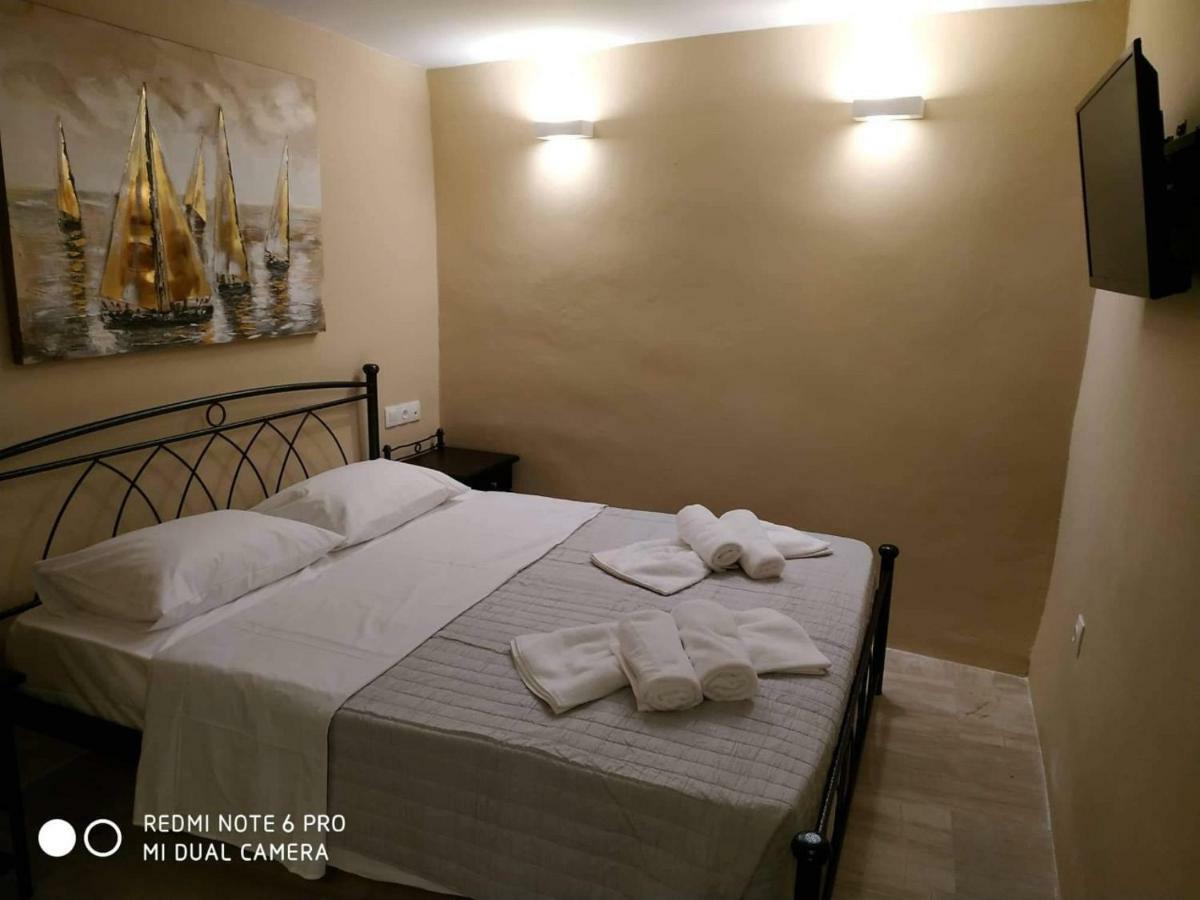 Kampanelia Village Suites 费拉 外观 照片