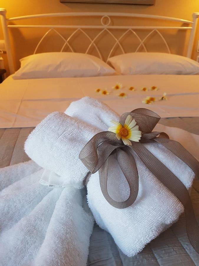 Kampanelia Village Suites 费拉 外观 照片