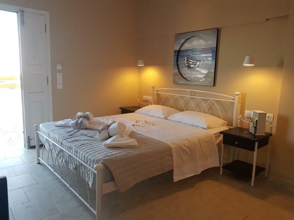 Kampanelia Village Suites 费拉 外观 照片