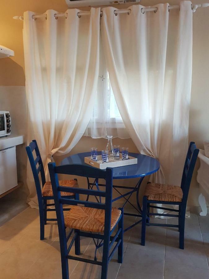 Kampanelia Village Suites 费拉 外观 照片